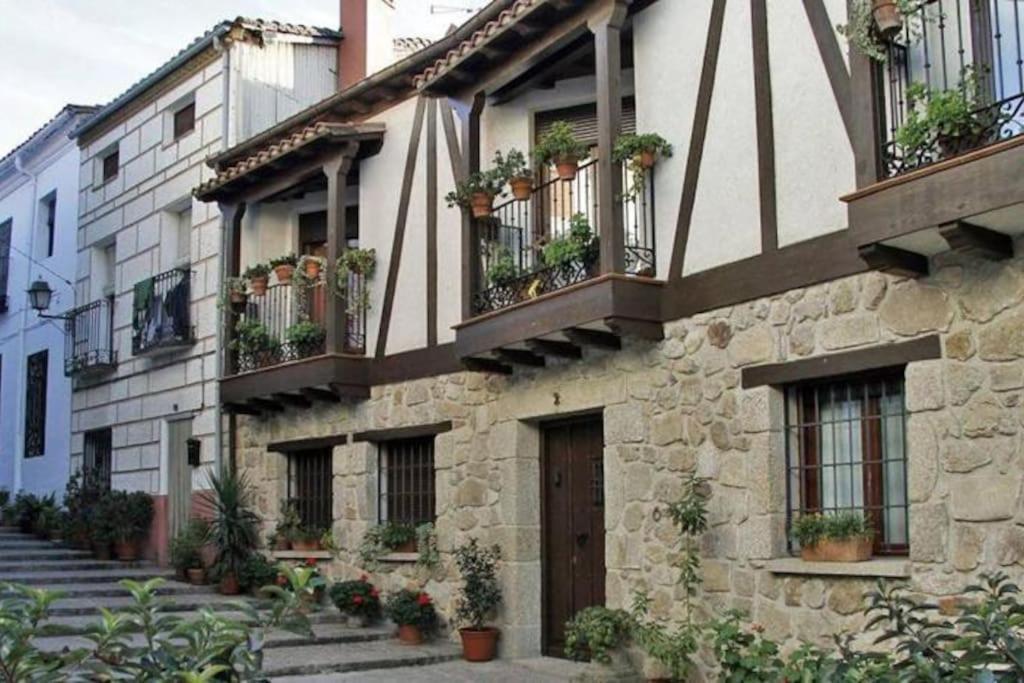 Casa Rural En Candeleda Con Piscina Y Un Maravilloso Jardin 外观 照片